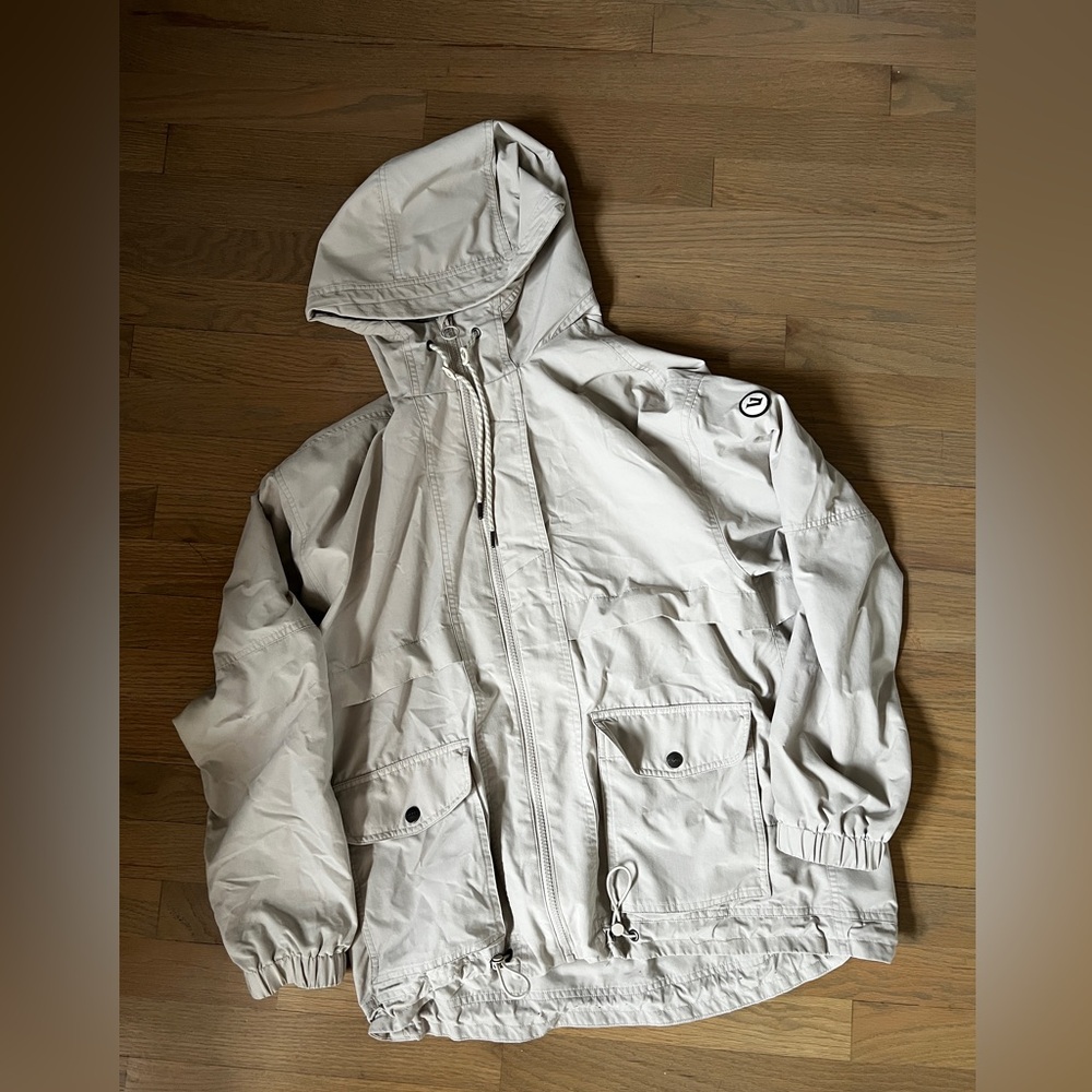 Vuori Elijo Rain Jacket Suede M Utility khaki off white water resistant spring